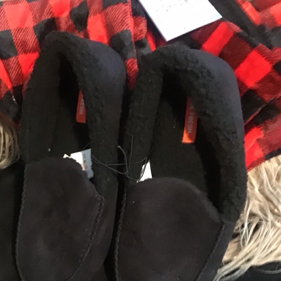 Brand new black slippers never worn - Picture 1 of 15